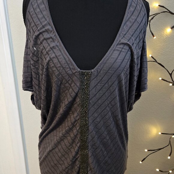 Guess - Small Cold Shoulder Blouse in Grey - EUC - Picture 1 of 5